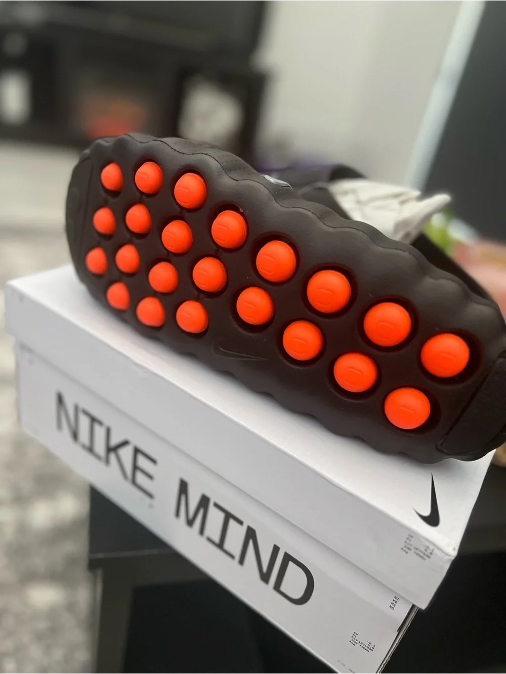 NIKE MIND SLIDES